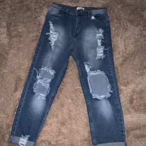 SOLD Vibrant distressed jeans 15/31 nwot